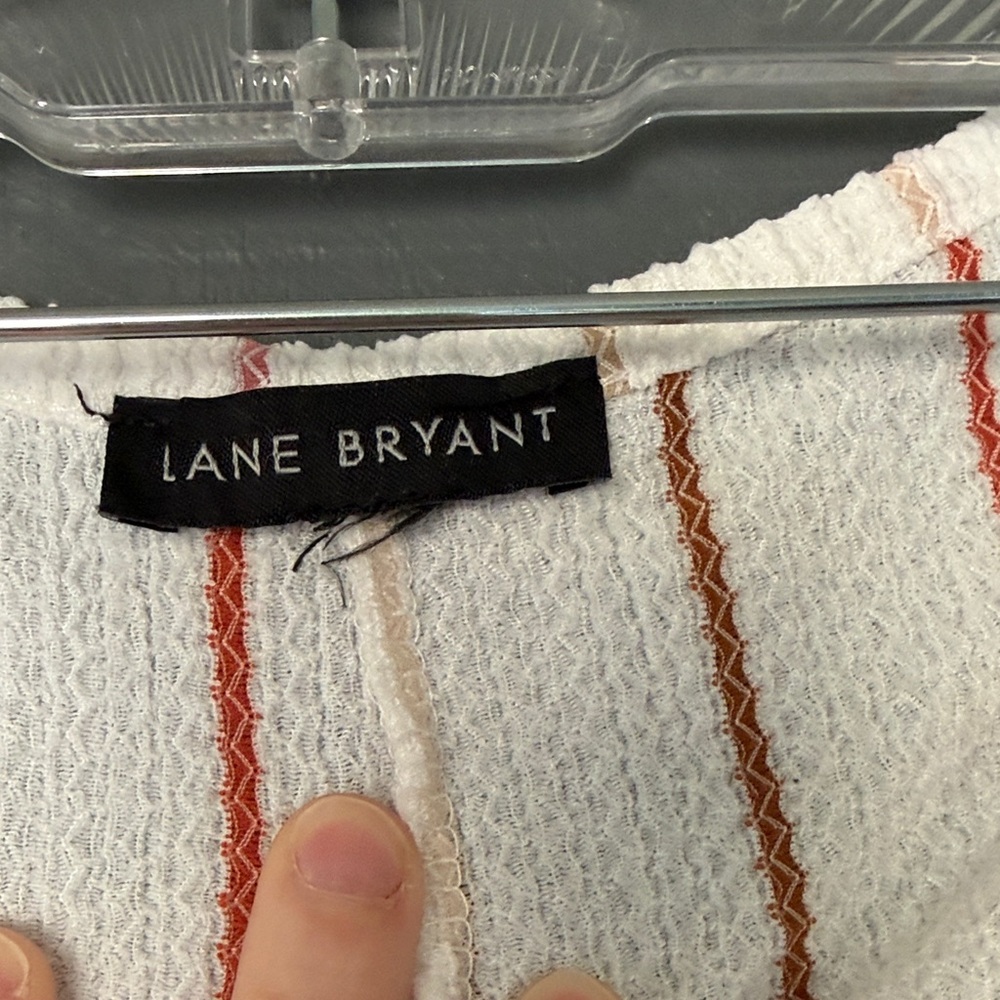 Lane Bryant Ivory Short Sleeve V-Neck Top with Red Stripes - Picture 2 of 3